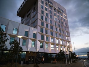 eye-share-bf22-398 (1)